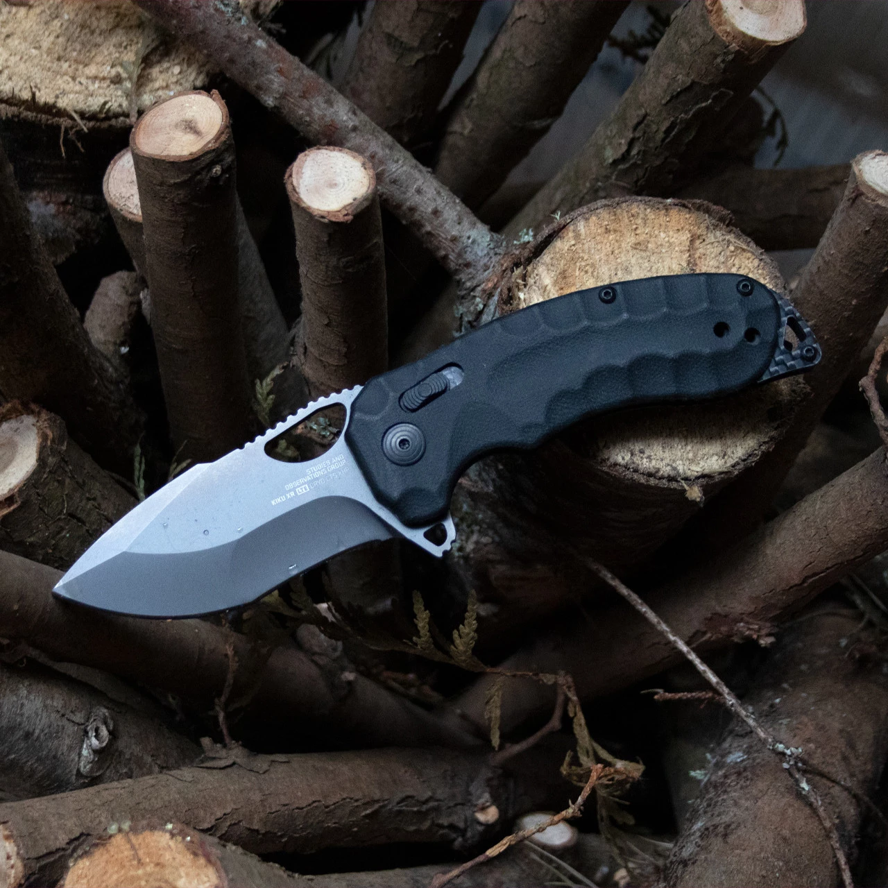 SOG Kiku XR LTE Blackout Micarta/Carbon Tanto Folder Knife 12-27-04-57 8 SOG Kiku XR LTE Blackout Micarta/Carbon Tanto Folder Knife 12-27-04-57 - Image 6