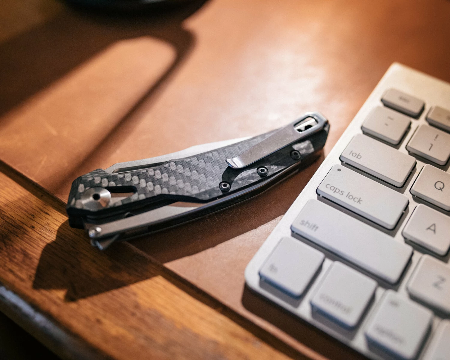 Zero Tolerance ZT Original Floating Bridge KVT Carbon Fibre CPM20CV Folder Knife 0990 9 Zero Tolerance ZT Original Floating Bridge KVT Carbon Fibre CPM20CV Folder Knife 0990 - Image 7